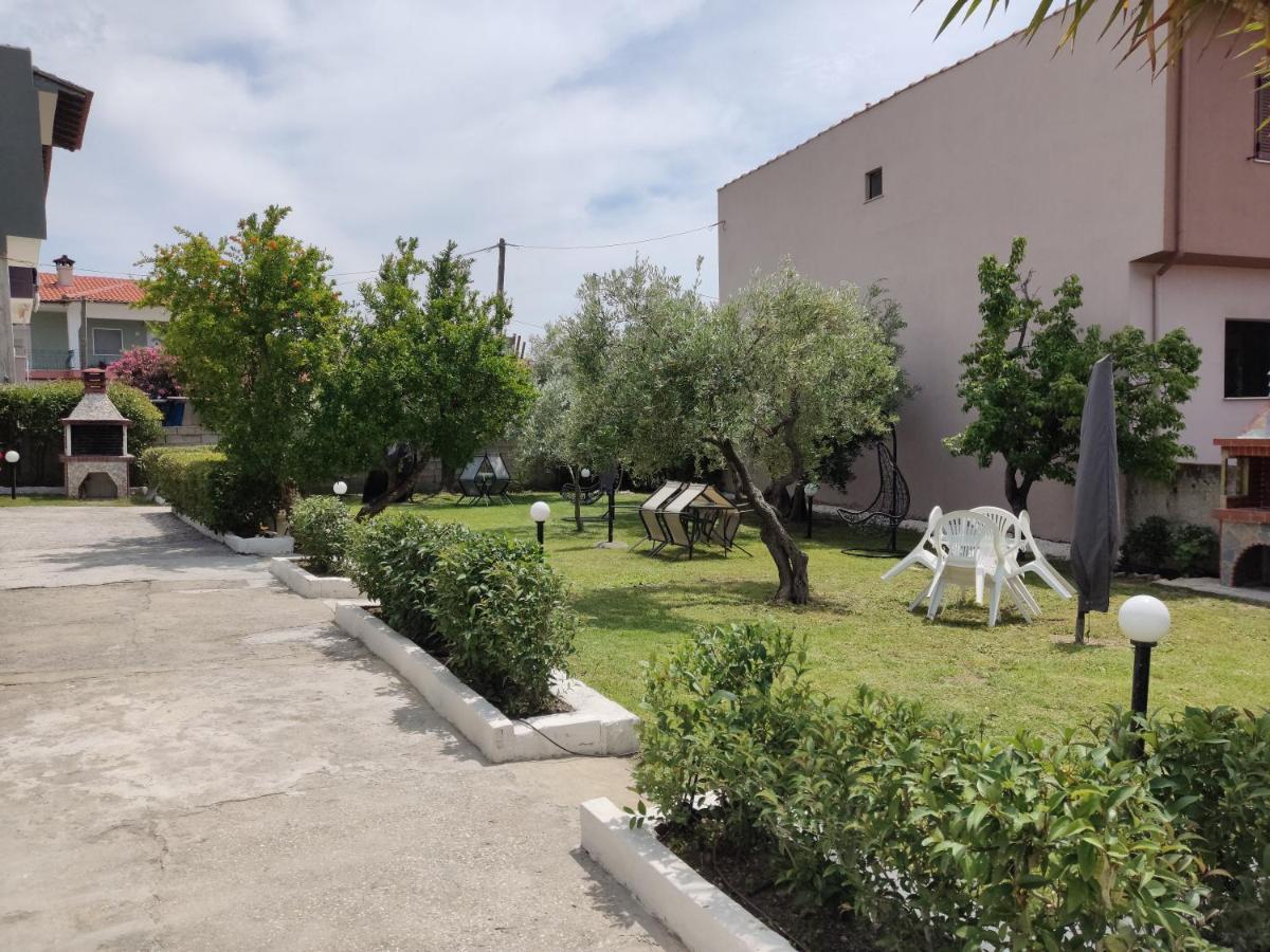 Elina House And Garden Villa Nikiti  Exterior photo